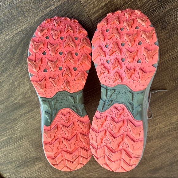 ASICS ortholite size 8 trail sneaker - Picture 5 of 6